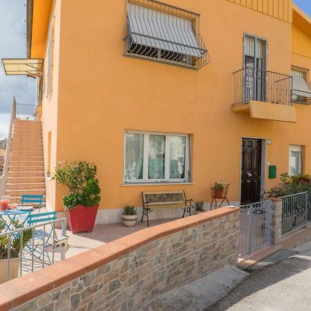 Casa Linda, A Due Passi Dal Mare Apartment Numana Luaran gambar