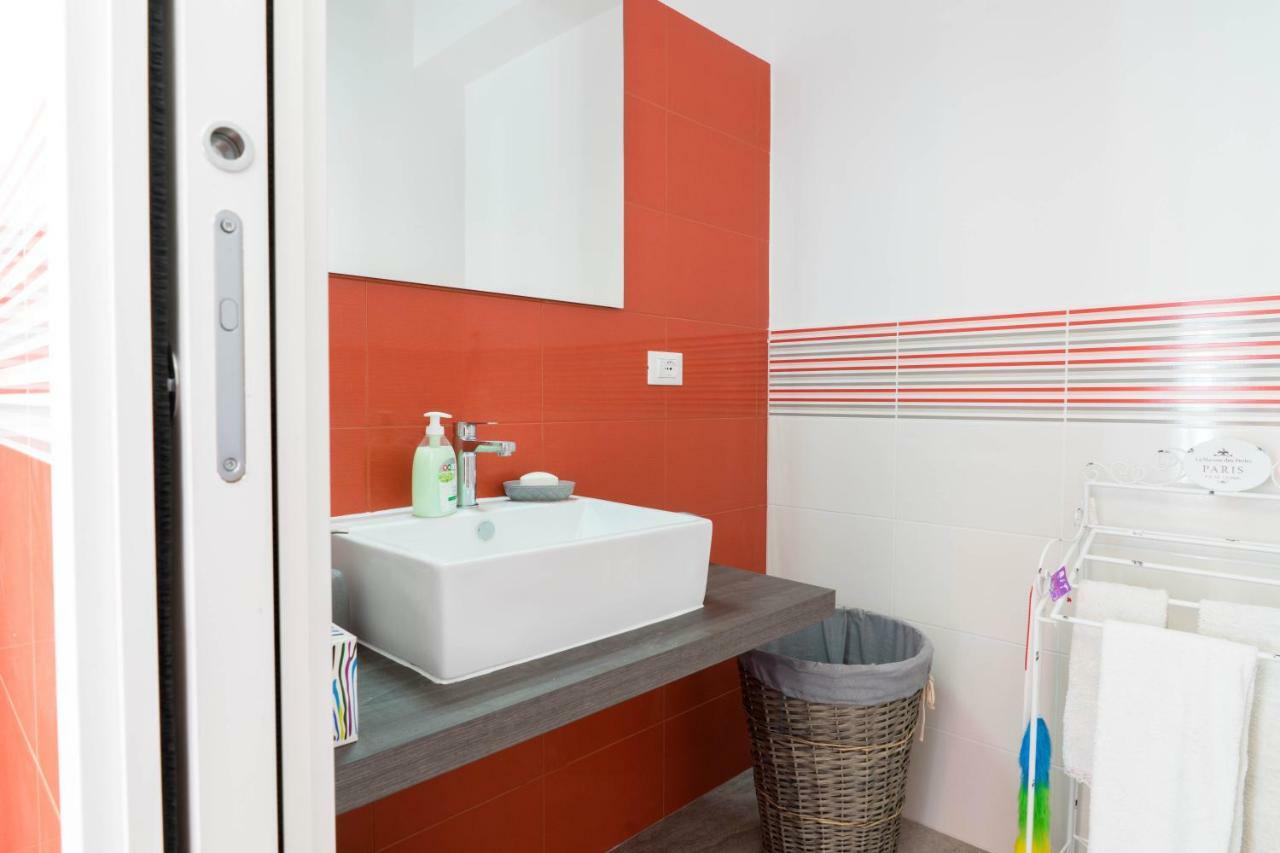 Casa Linda, A Due Passi Dal Mare Apartment Numana Luaran gambar