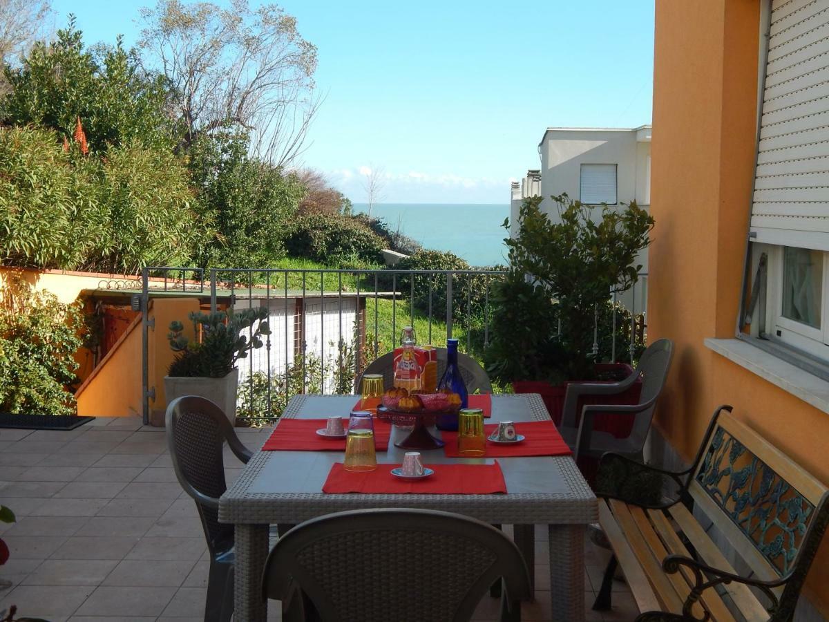 Casa Linda, A Due Passi Dal Mare Apartment Numana Luaran gambar